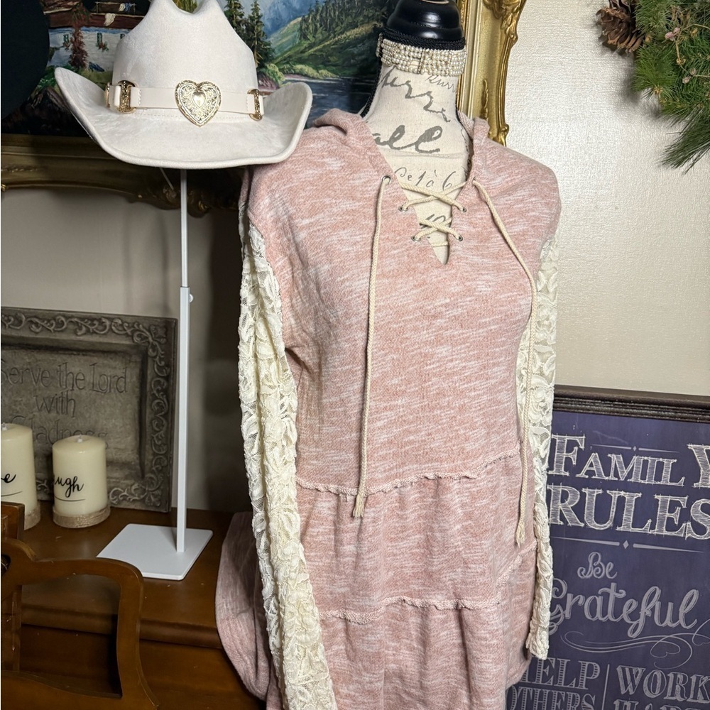 Women's Pink Lace Sleeve Hoodie Top - Picture 5 of 8
